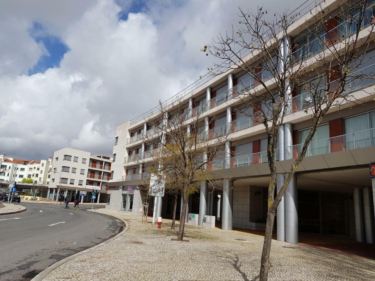 Restelo Plaza 3 Apartment Lissabon