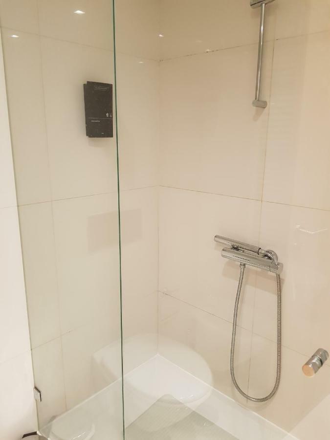 Apartment Restelo Plaza 3