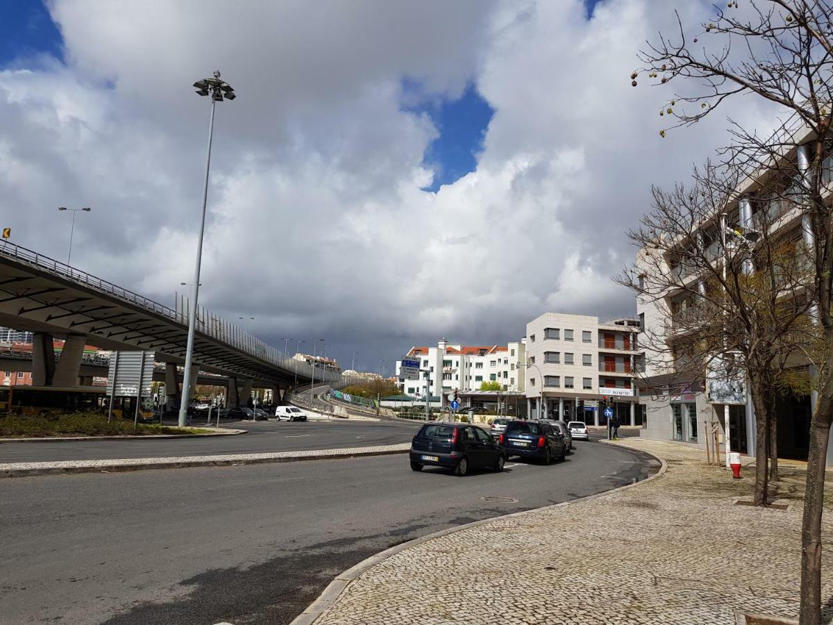 Restelo Plaza 3 Apartment Lissabon