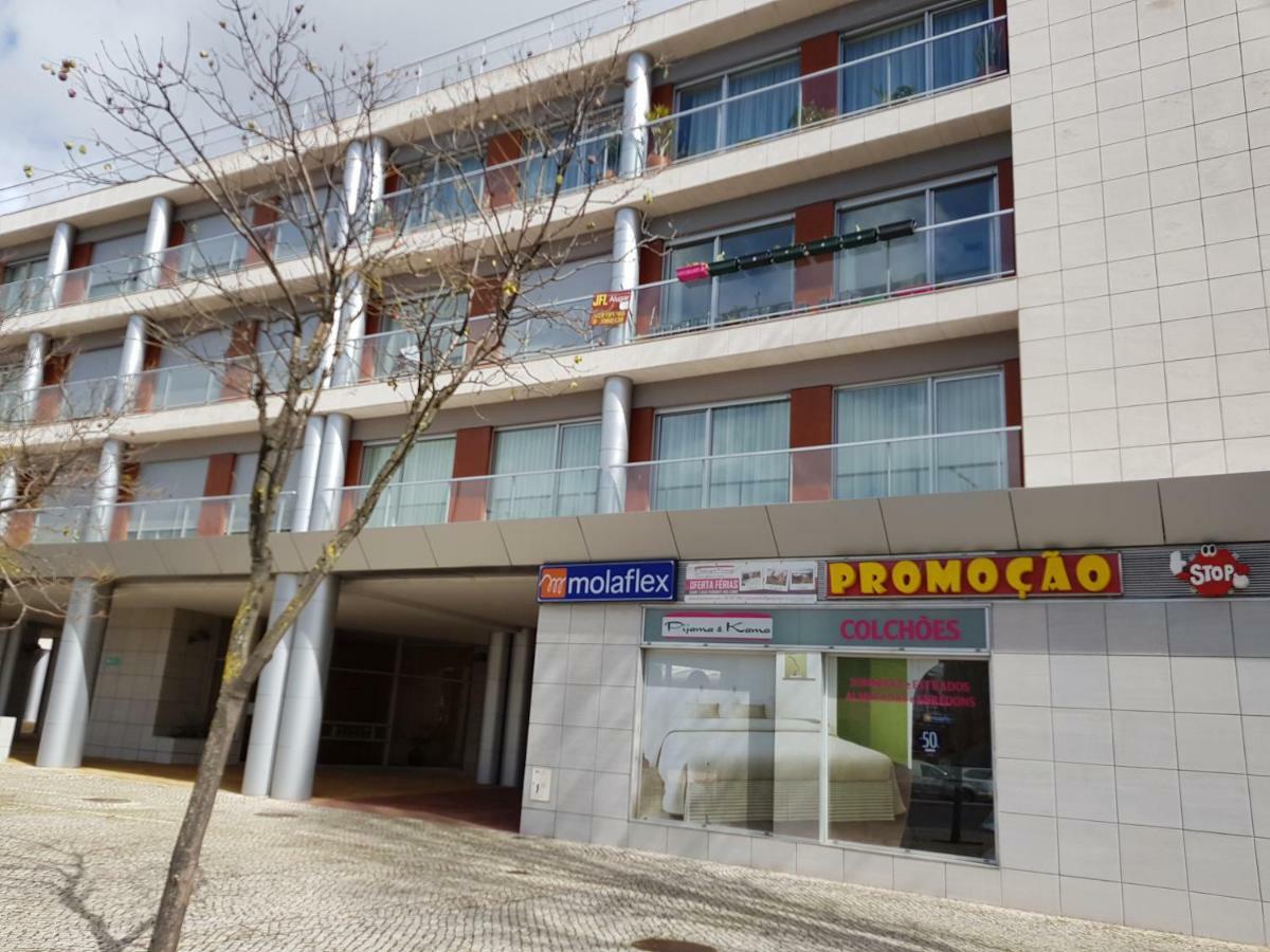 Restelo Plaza 3 Apartment Lissabon